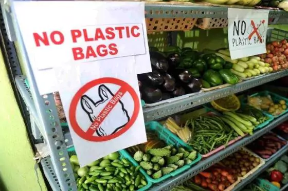 NO PLASTIC RULE - 1 DAY A WEEK. WOULD YOU FOLLOW IT?